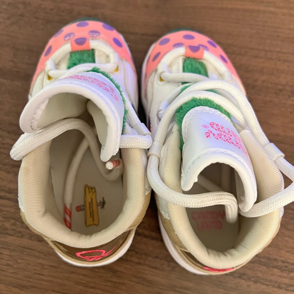 Kids Candy Land Reeboks - Picture 3 of 3